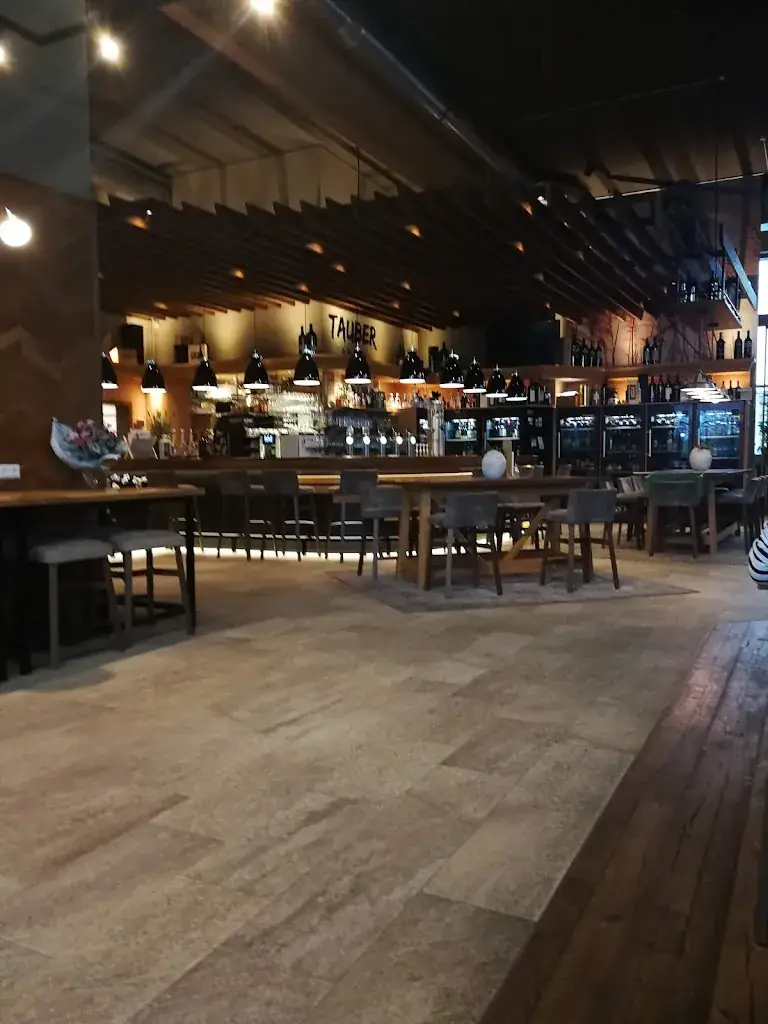 Silvia Eitler_Tauber am See_Andau_avis