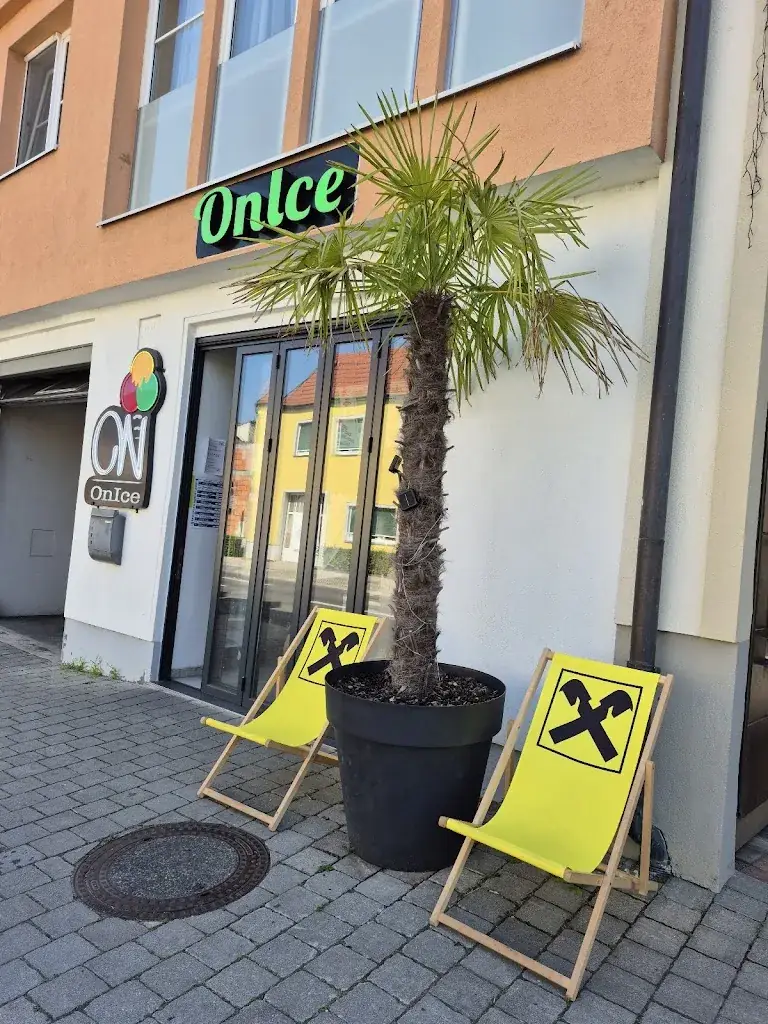 Harald Marlovits_OnIce_Pöttsching_review