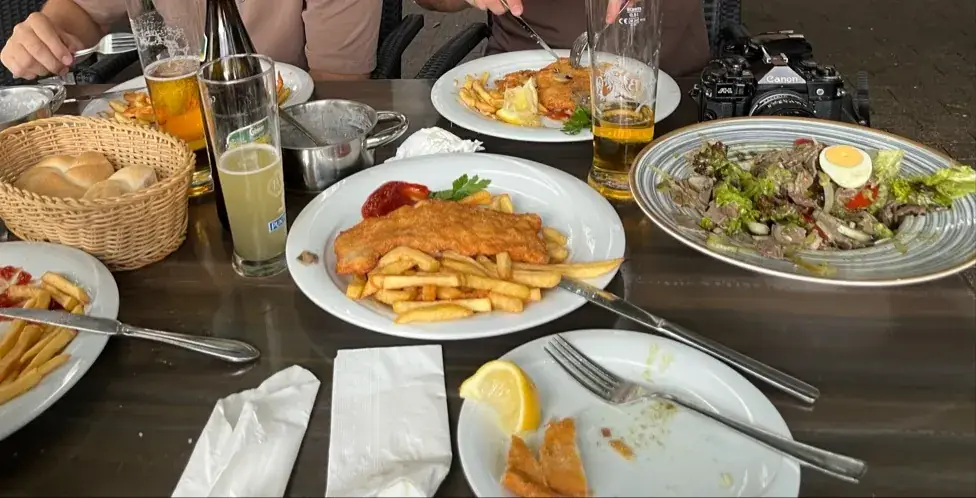 Veneta Petkova_Knusperhäuschen_Attendorf_avis