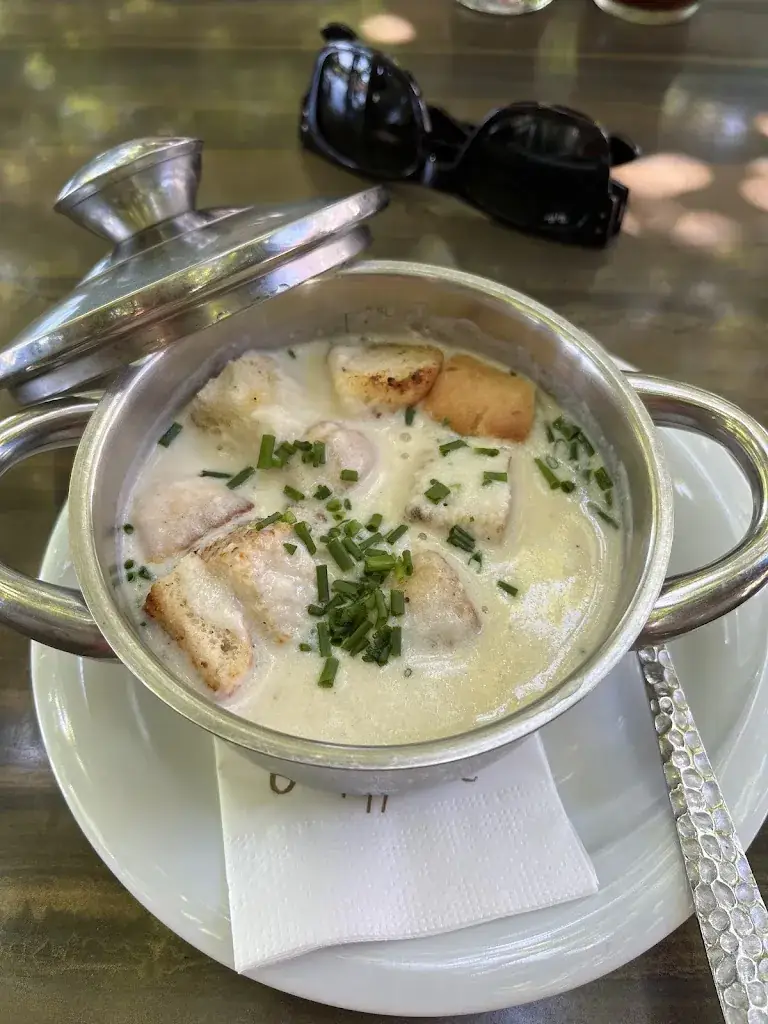 Ralitza Doudinska_Knusperhäuschen_Attendorf_avis