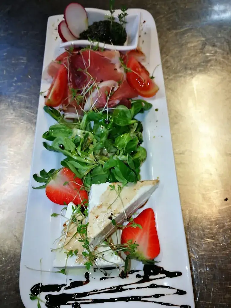 Cafe Restaurant zum Campi_Bairisch Kölldorf_slider_image_2