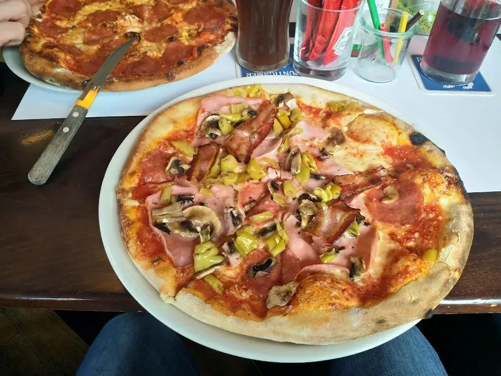 Menu_Pizzeria Bellaeva_Bairisch Kölldorf_image_8