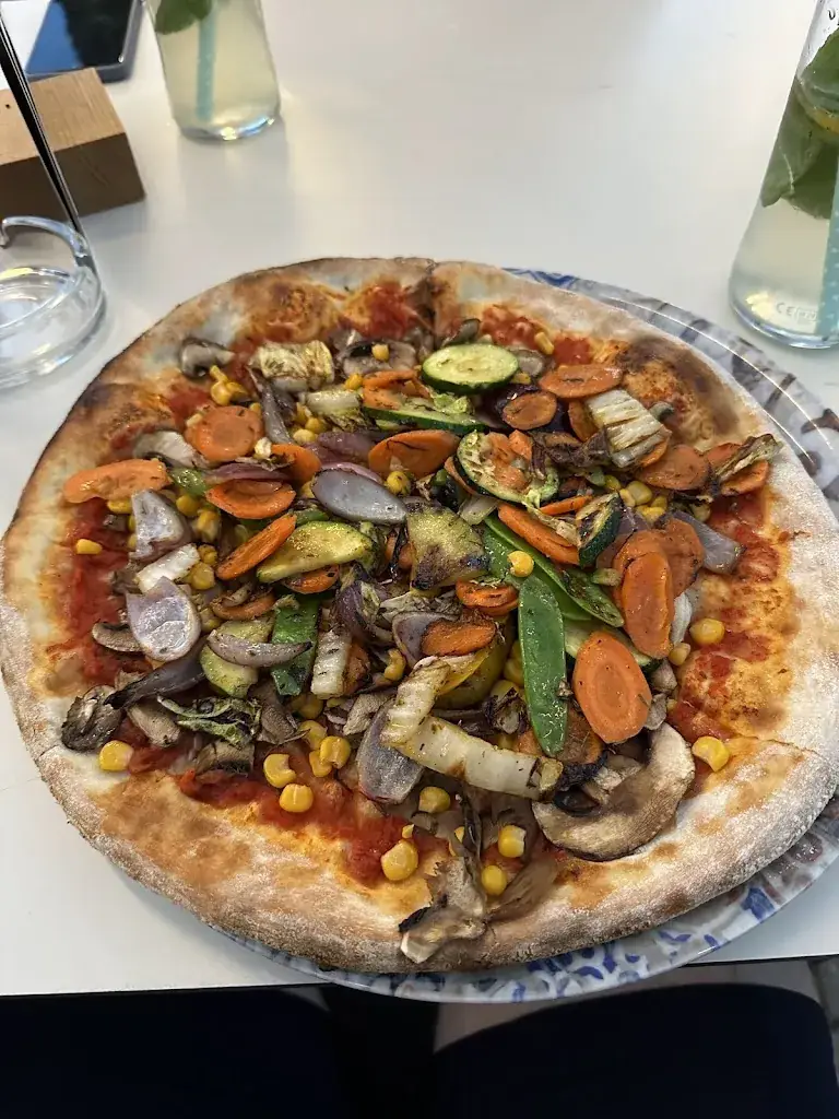 Dávid Szabó_Pizzeria Bellaeva_Bairisch Kölldorf_review