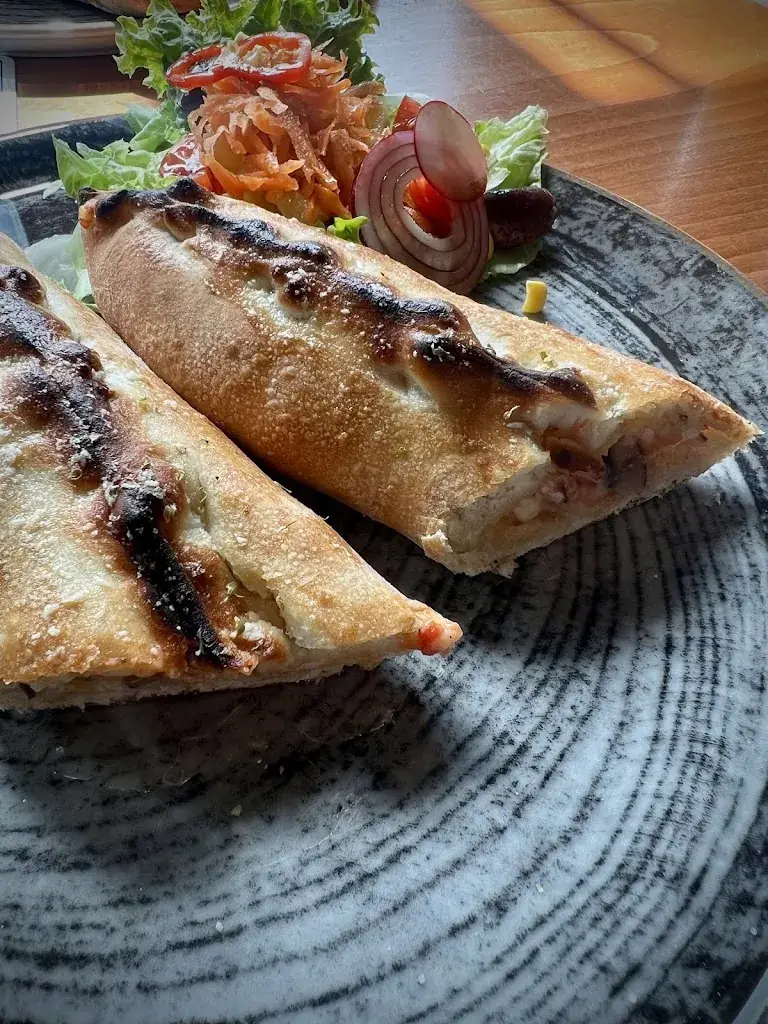 Angelika Kögl_Pizzeria & Cafe Remise_Bad Gleichenberg_avis