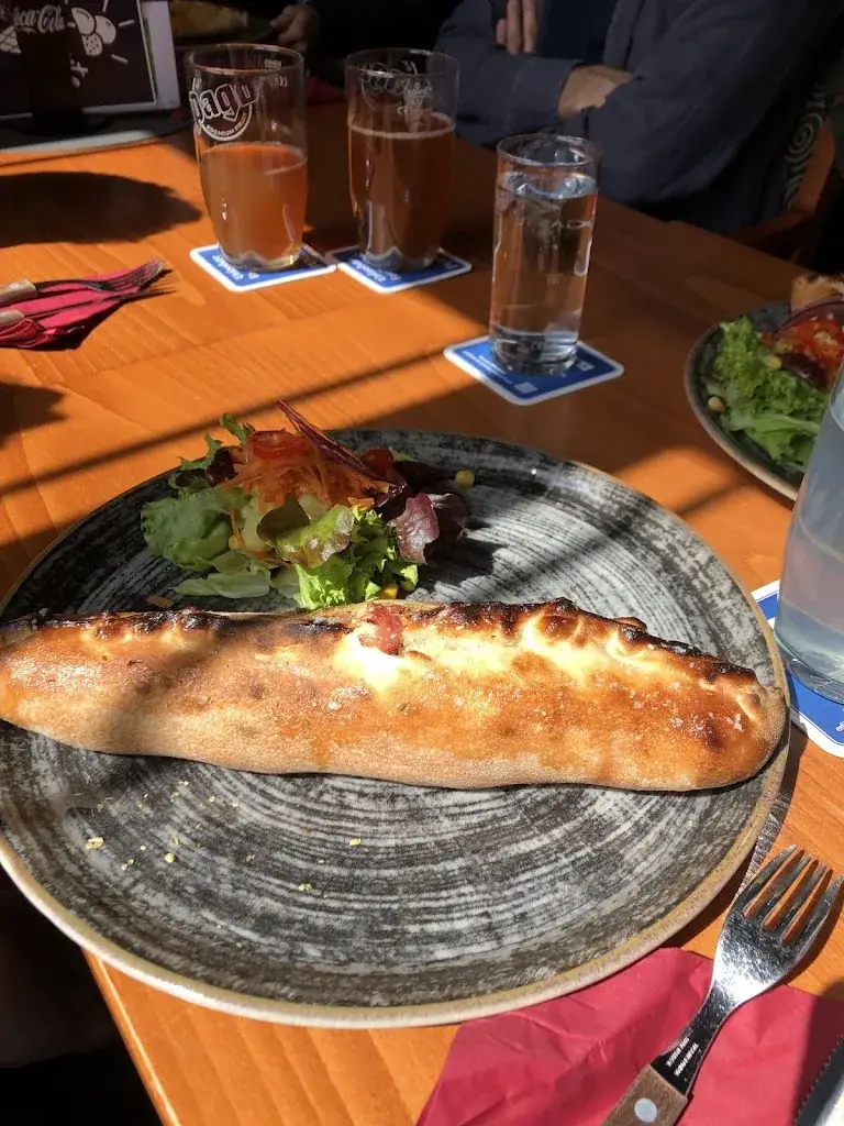 Kristian “Grossvatti” Beer_Pizzeria & Cafe Remise_Bad Gleichenberg_avis