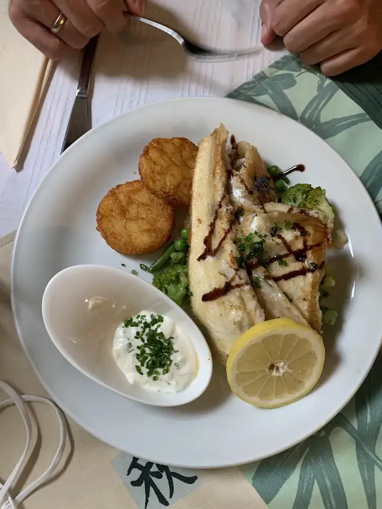 Elias Kainer_Gasthaus Kirchenwirt Familie Pirker_Bad Gleichenberg_avis