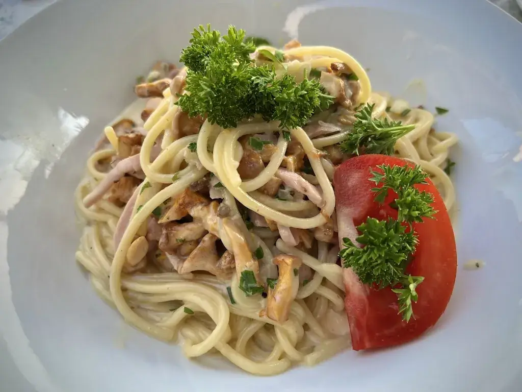 Hello World_Wirt am Golfplatz_Bad Gleichenberg_review