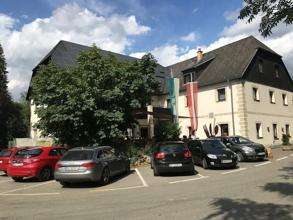 Natalia Khilkevitch_Schloßtaverne Thannhausen_Baierdorf-Umgebung_avis