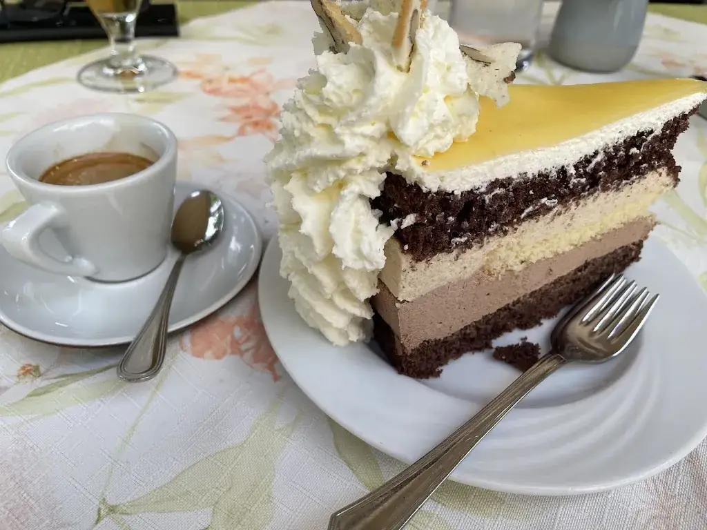 Schloßtaverne Thannhausen_Baierdorf-Umgebung_slider_image_2