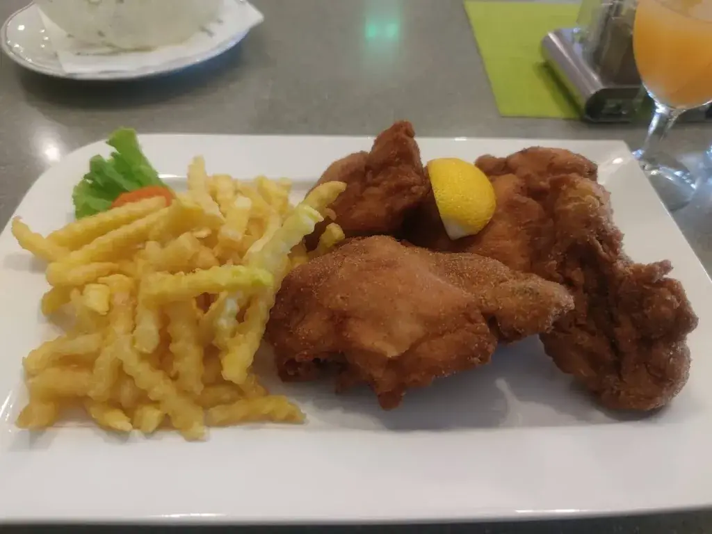 S. 宋_Gasthaus Kreuzwirt_Baierdorf-Umgebung_avis