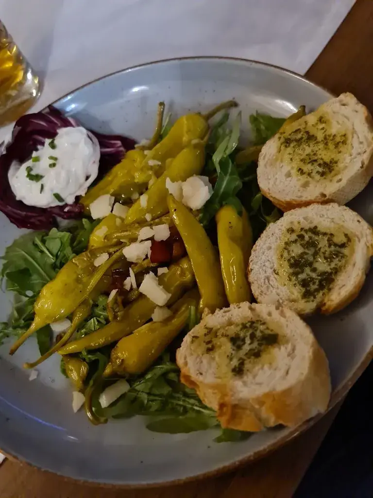 Frau Inari_Zum Rosengarten_Baierdorf-Umgebung_recensione