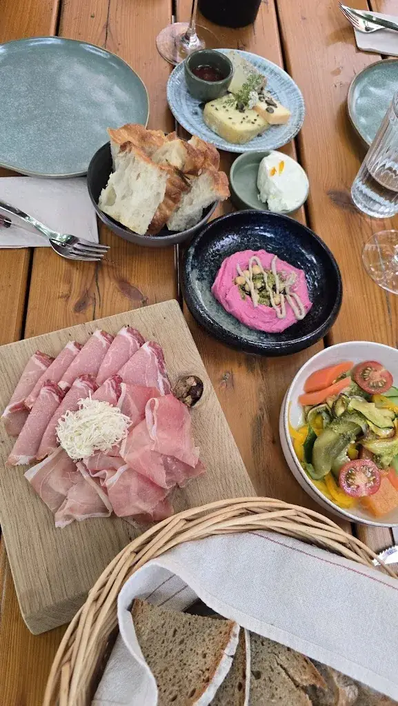 Peter Bauregger_Weingut & Bistro KRENN49_Auersbach_review