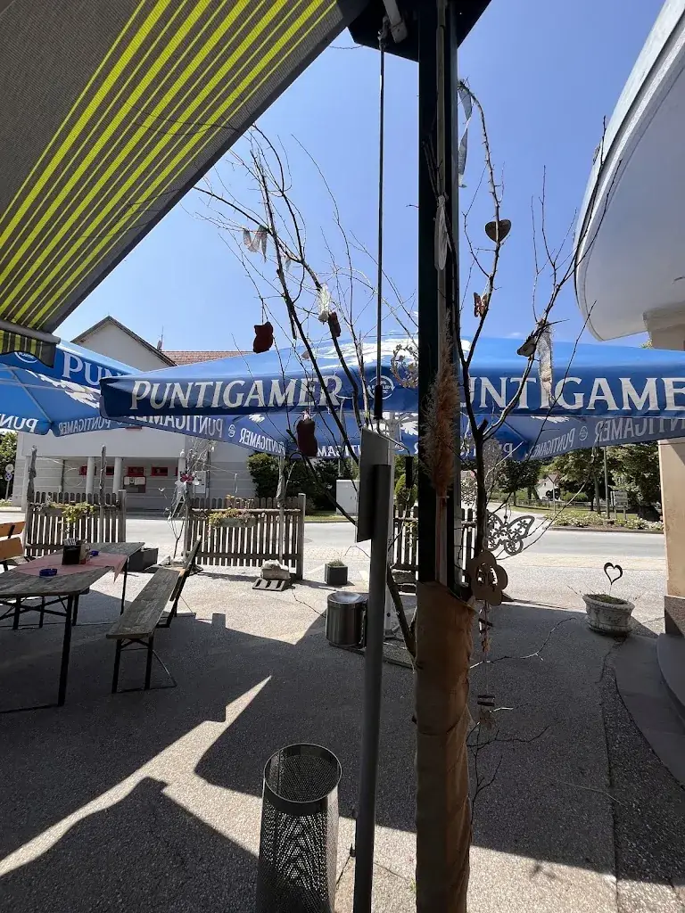 Viktoria Varga_Gasthaus Amschl_Auersbach_review