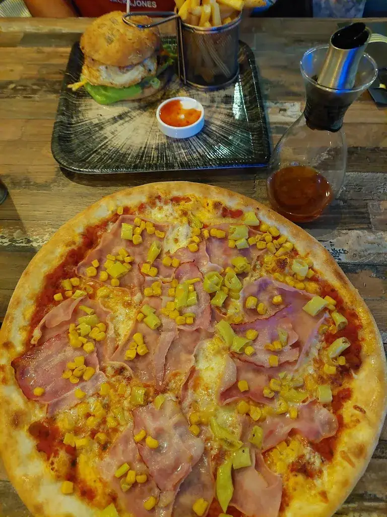 Andrea Zechner_Velius Pizzeria Restaurant Bar_Auersbach_recensione