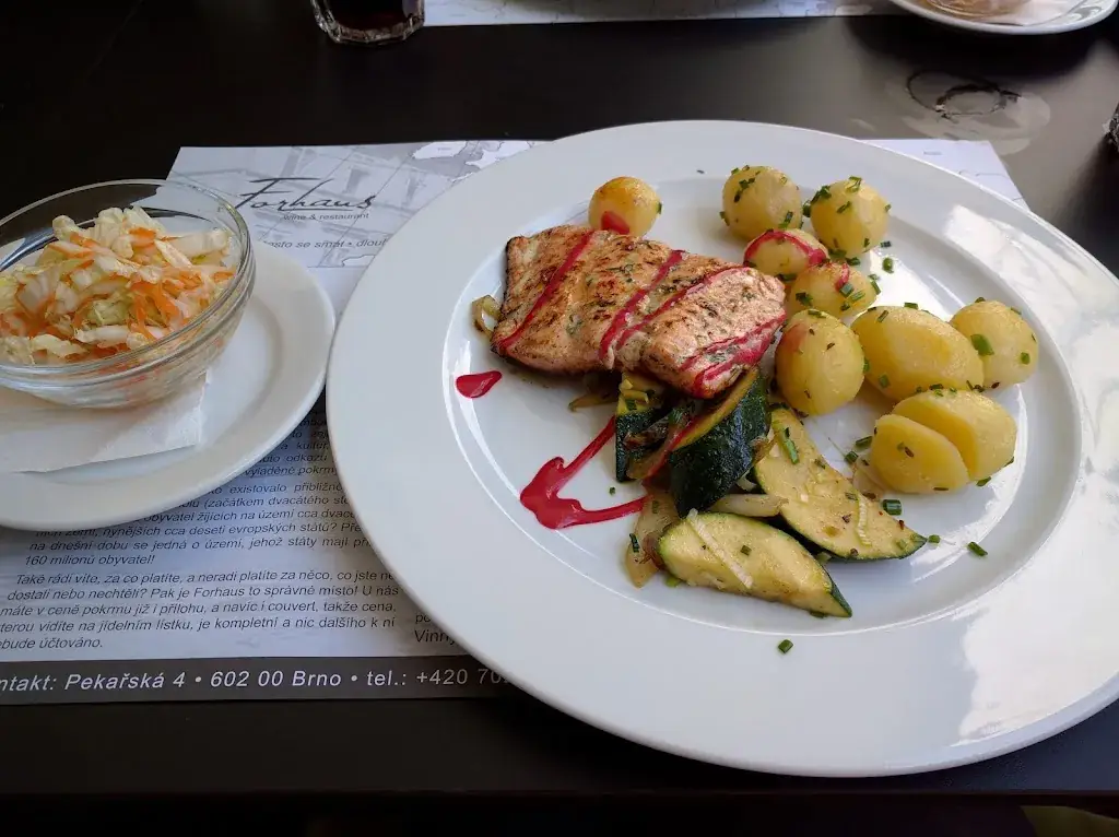 Forhaus wine & restaurant_Brunn_slider_image_3