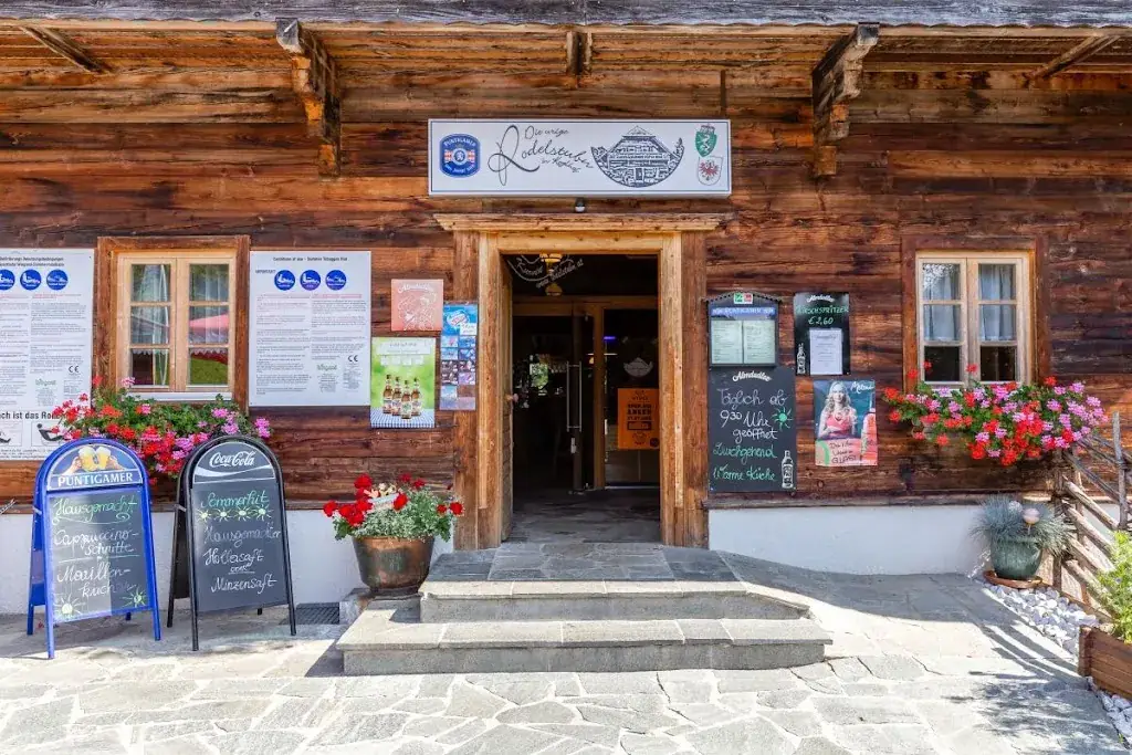 Rodelstub´n Koglhof, Pfurtscheller Harald e.U. restaurant à Birkfeld