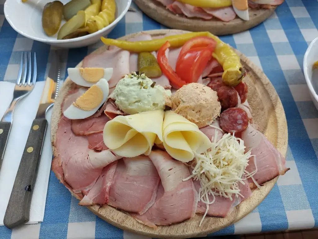 Kit Kelly_Flourl's Schenke_Dechantskirchen_recensione