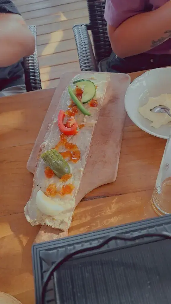 Cornelia Reiter_Flourl's Schenke_Dechantskirchen_recensione