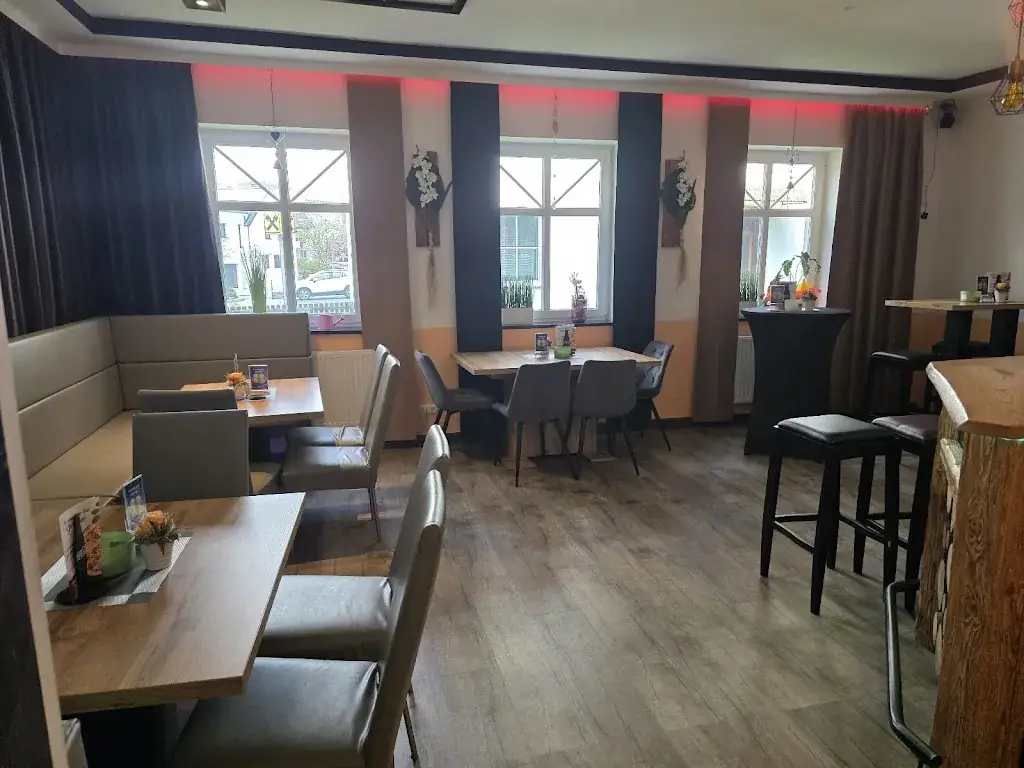 Pizzeria-Cafe-Bar Da Capo Restaurant in Dechantskirchen