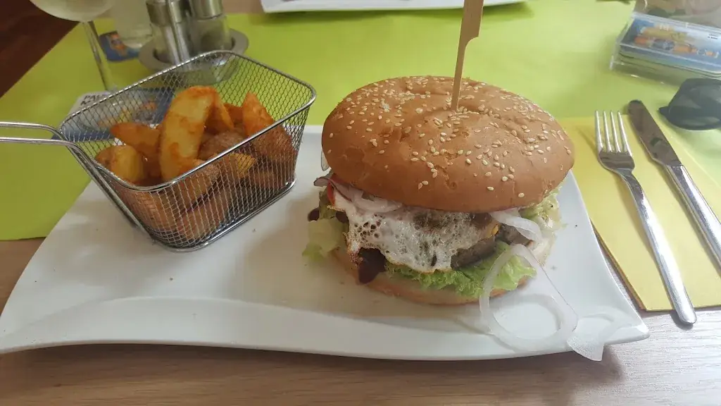 Menu_alla casa - Das Pizza-Wirtshaus_Bruck an der Mur_immagine_5