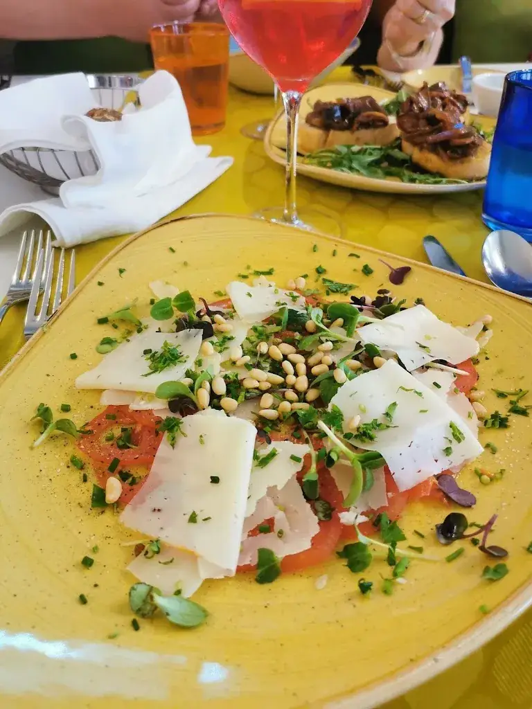 Lieselotte Hasenauer_Das Altstadthaus - Enoteca, Verkaufsladen, Restaurant_Bad Radkersburg_recensione