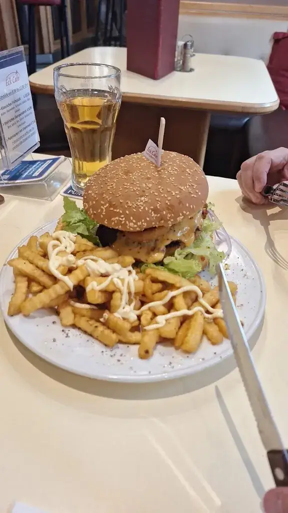 Carsten Wachholz_Eck Cafe_Bad Radkersburg_review