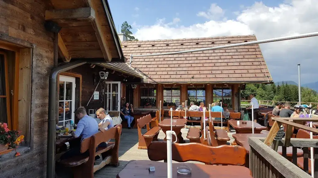 Einkehr Prieselbauer restaurant à Deuchendorf