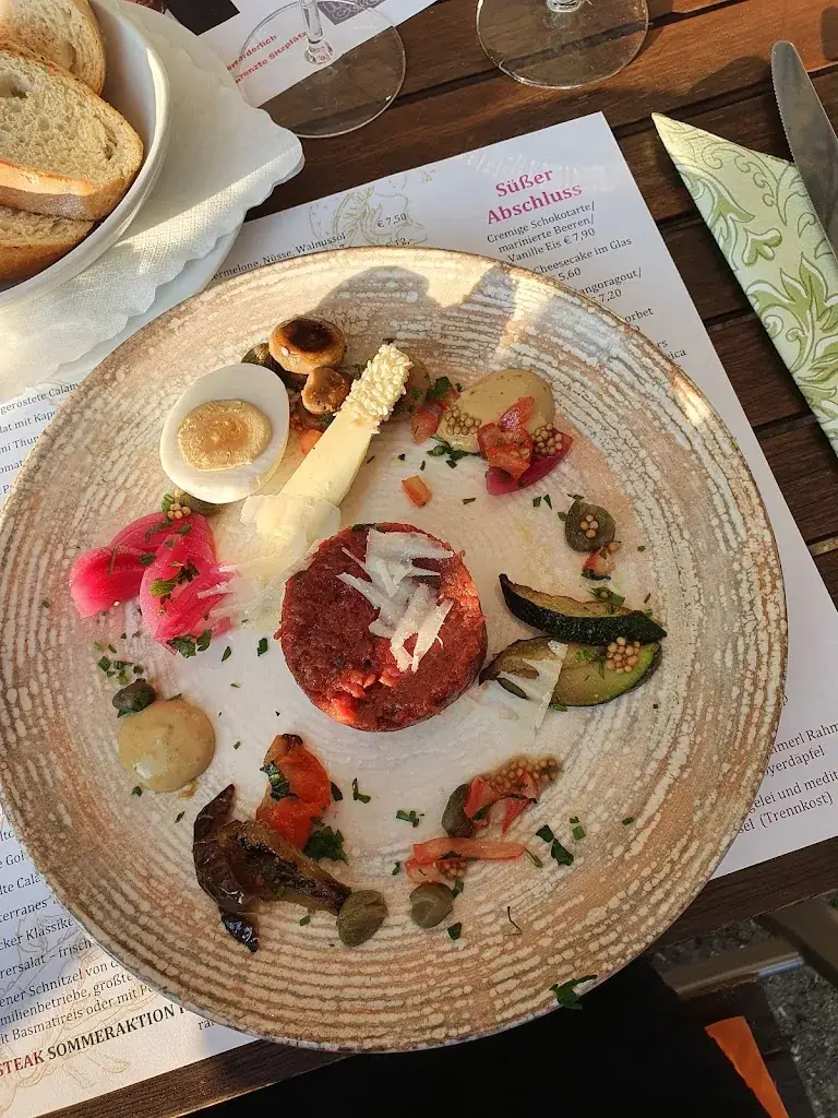 Menü_Schicker Restaurant - Catering - Vinothek - Café - Rösterei_Deuchendorf_Bild_7