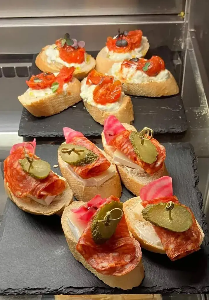 Menü_Schicker Restaurant - Catering - Vinothek - Café - Rösterei_Deuchendorf_Bild_8