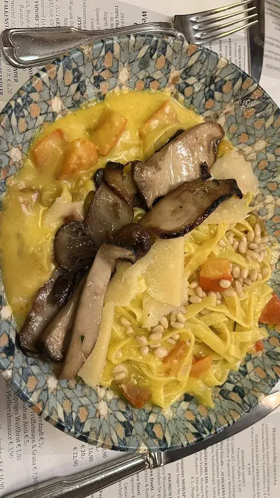 Michaela B_Schicker Restaurant - Catering - Vinothek - Café - Rösterei_Deuchendorf_Bewertung