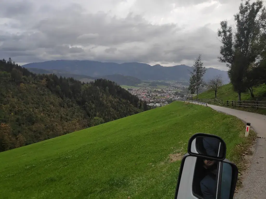 Łukasz Majewski_Gasthaus Pension Bergerbauer_Deuchendorf_avis