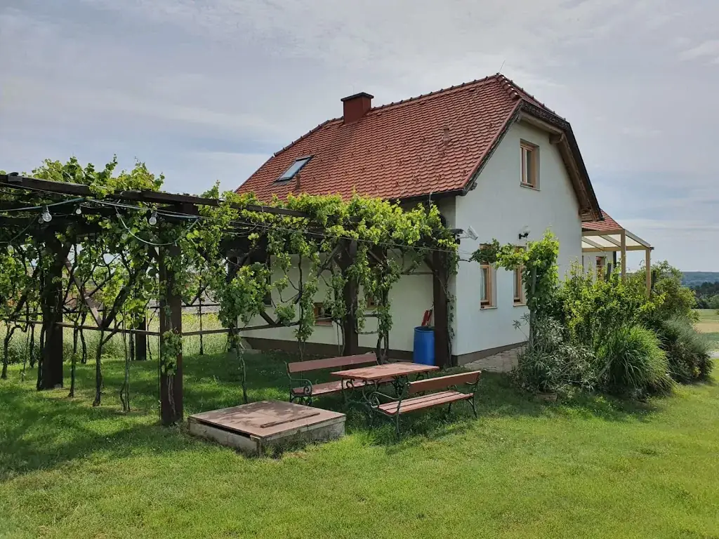 Buschenschank Kaiser und Bosits_Rechnitz_slider_image_2