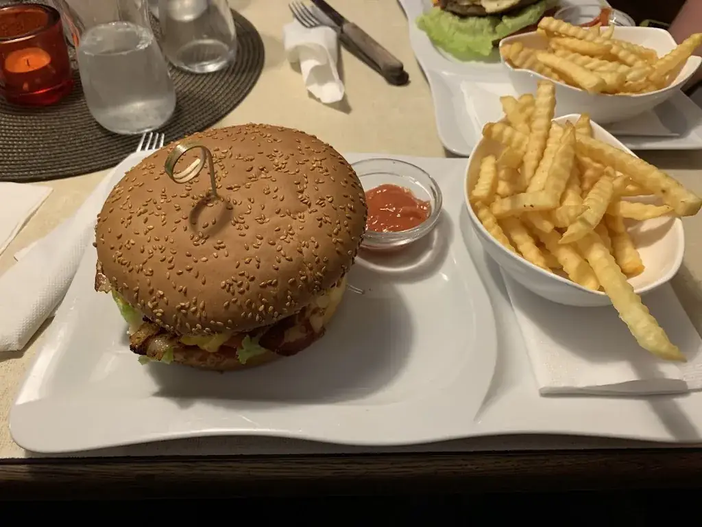 Menü_Gasthaus und Kaufhaus Summer_Dietersdorf am Gnasbach_Bild_9