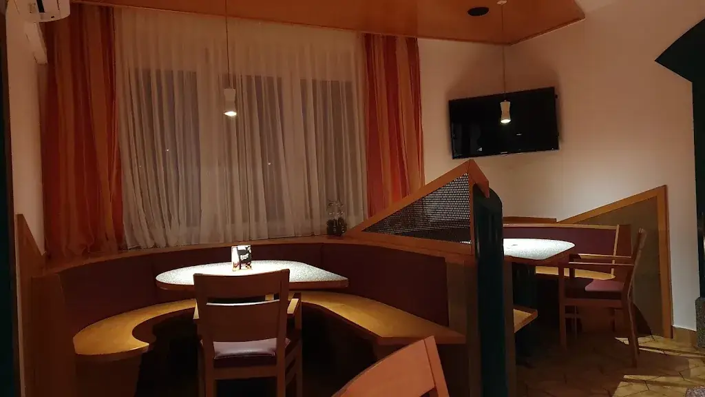 Gasthaus und Kaufhaus Summer restaurant à Dietersdorf am Gnasbach