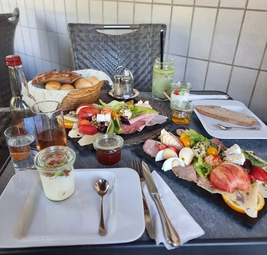 Gasthaus und Kaufhaus Summer_Dietersdorf am Gnasbach_slider_image_2