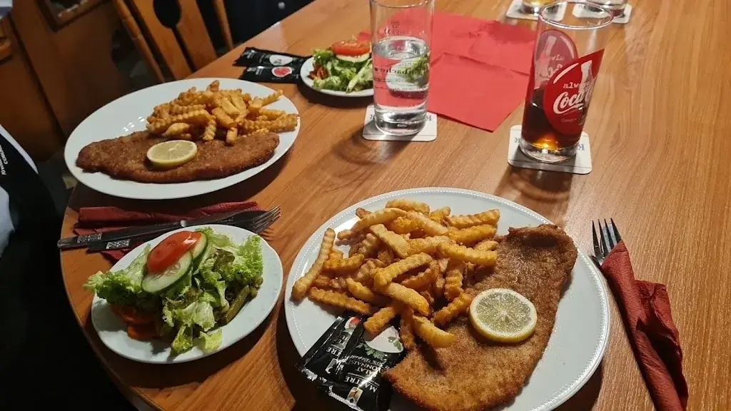 Kerstin Finzel Gasthaus Gerhard Lesch_Ebersdorf_slider_image_1