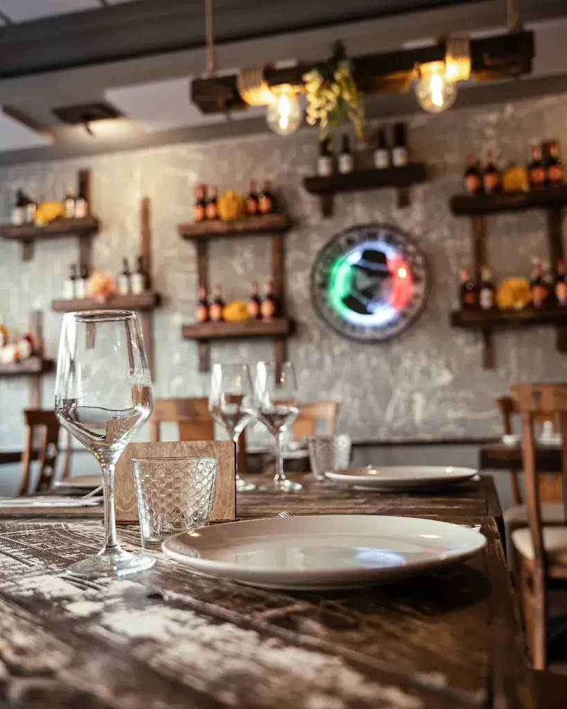 Acqua In Bocca Trattoria restaurant in Purbach am Neusiedler See