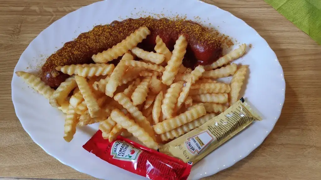 Grüner Baum Inh. Dirk Bartsch restaurant à Ebersdorf