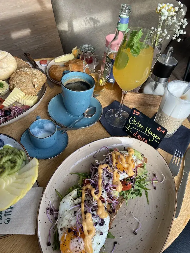 Laura Schott_Café & Tagesbar kleine Auszeit_Ebersdorf_review