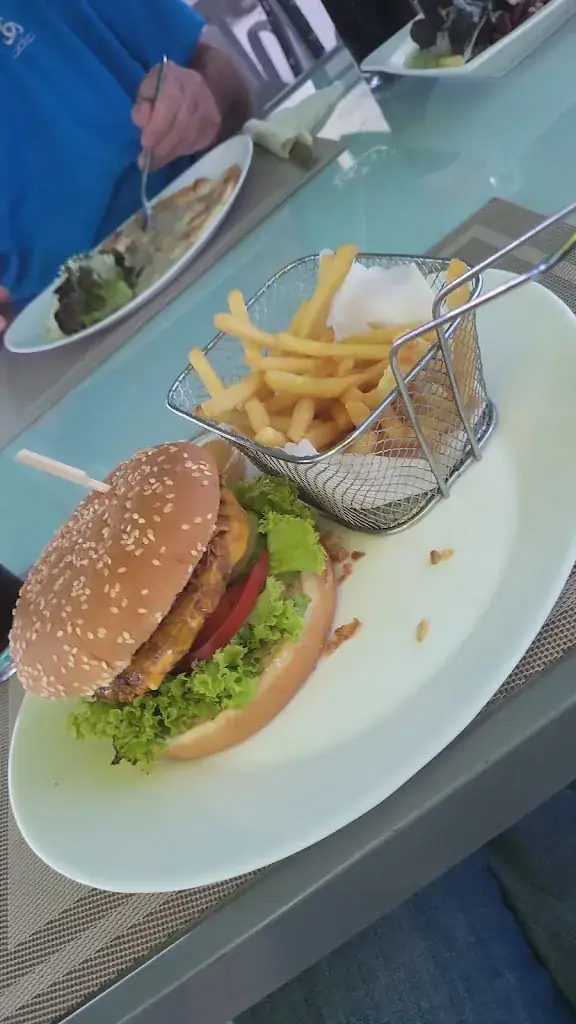 Robin van der Cruijsen_Grabenwirt_Donnersbach_review