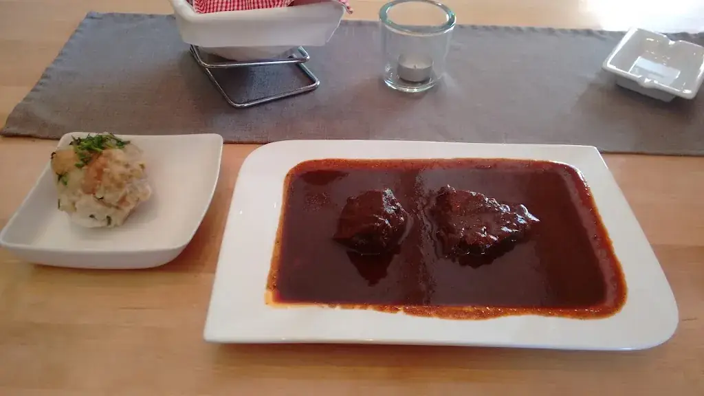 Danko Karabelj_Gulascheck_Eggenberg_review