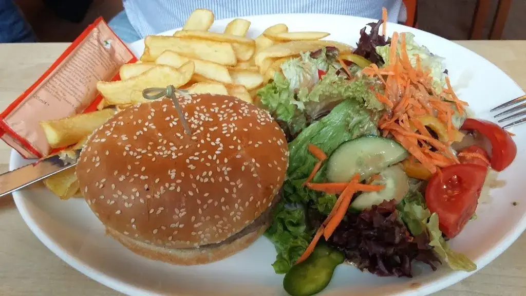 Ois easy_Freizeit_Eisbach_review