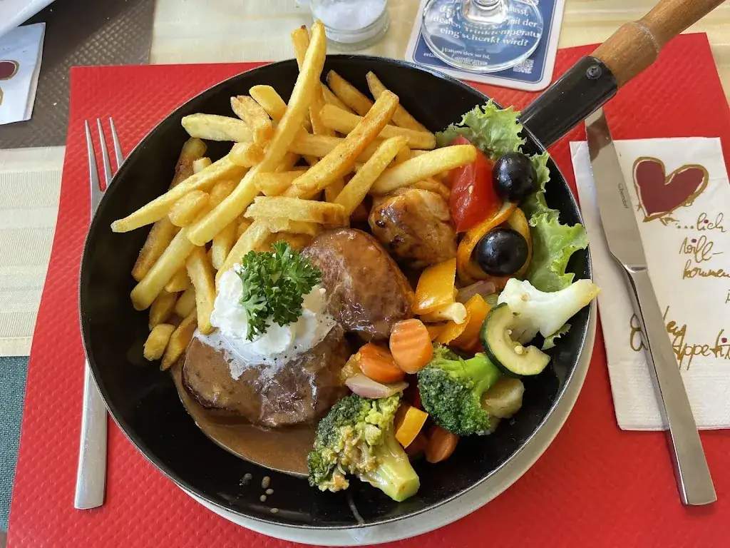 Gasthaus MAUKO_Eichfeld_slider_image_1