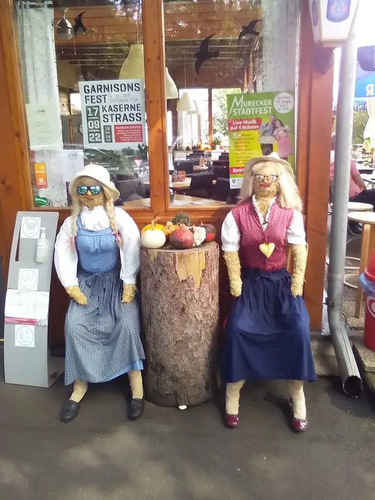 Helmut Hörmann_Elfi‘s Hütt’n_Eichfeld_review