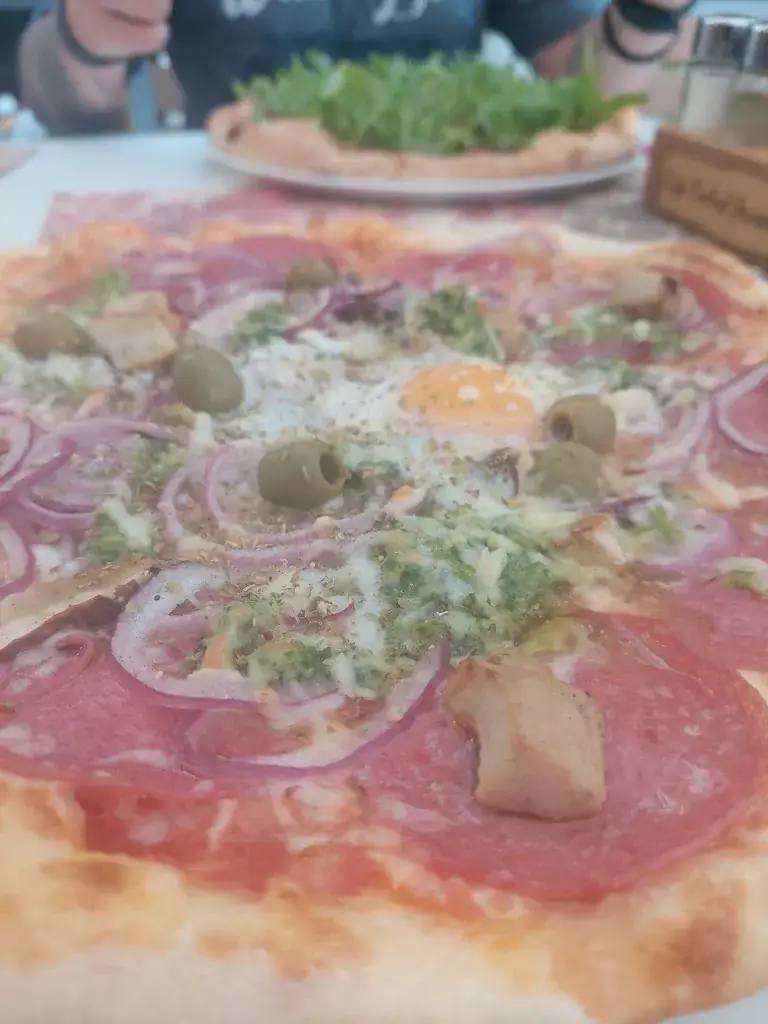 Menu_Cafe Central Pizzeria - Inh Igor Kirbiš_Ehrenhausen_image_9