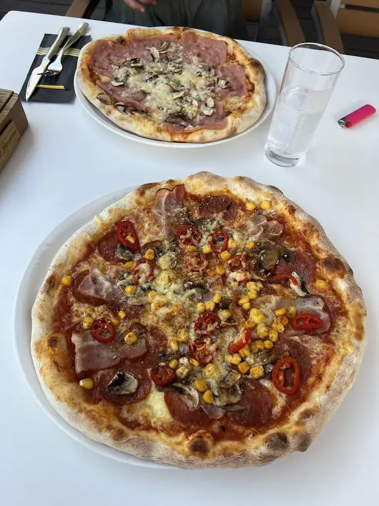 Cafe Central Pizzeria - Inh Igor Kirbiš_Ehrenhausen_slider_image_2