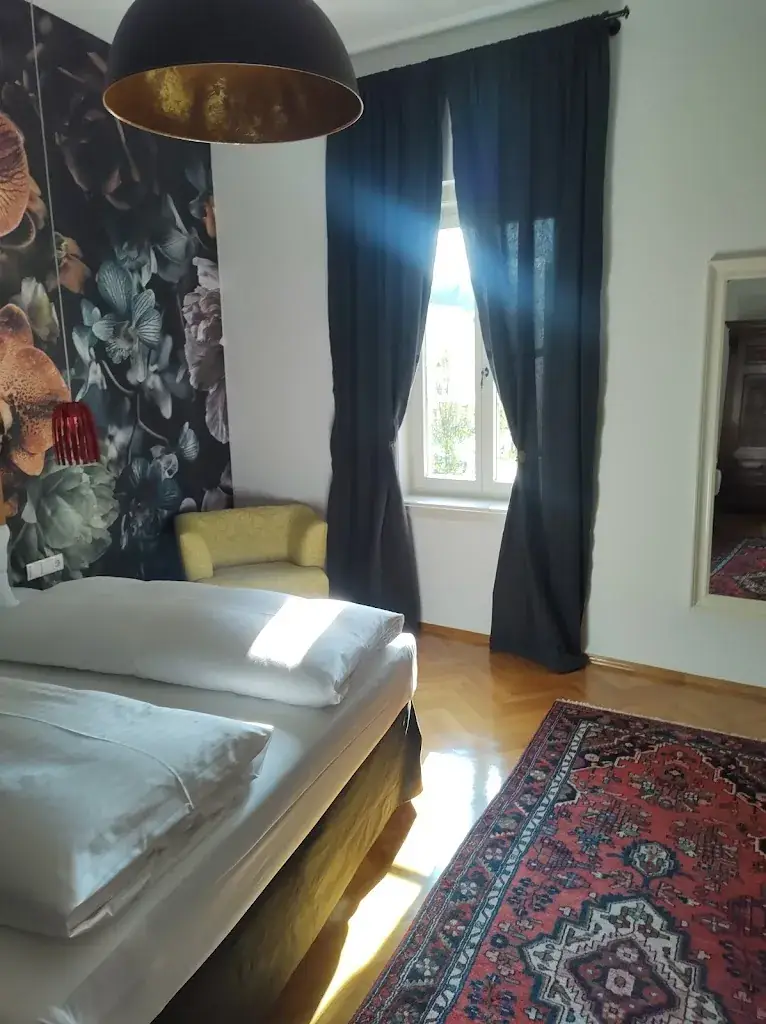 Georg Schiemer_KIRCHENWIRT Ehrenhausen bei Gamlitz_Ehrenhausen_review