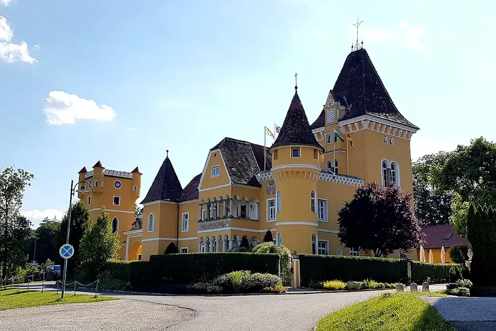 KIRCHENWIRT Ehrenhausen bei Gamlitz restaurant à Ehrenhausen