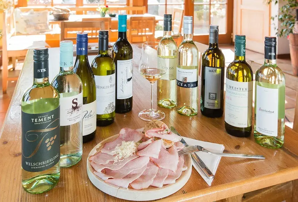 Weingut Wirtshaus Weinhotel Wolfgang Maitz_Ehrenhausen_slider_image_3