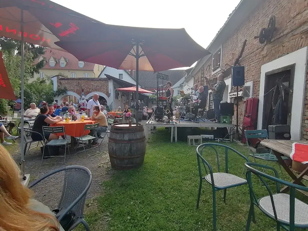 A Ranger (el Zorro)_Stadtkeller Fehring Robert Gradwohl_Fehring_recensione